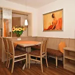 Otel & Garni Knauer 3*