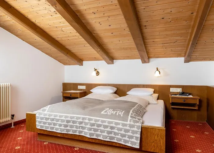 & Garni Knauer Hotel