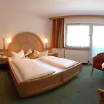 & Garni Knauer Hotel Mayrhofen
