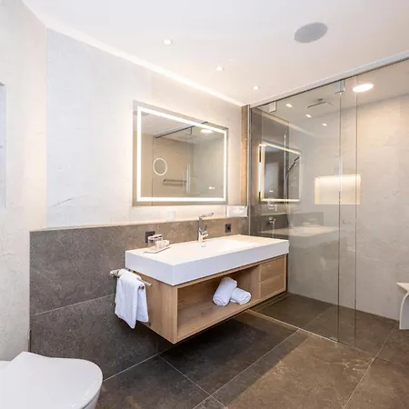 Appart&hotel Garni Knauer 3*