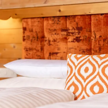 Hotel Garni Knauer 3*